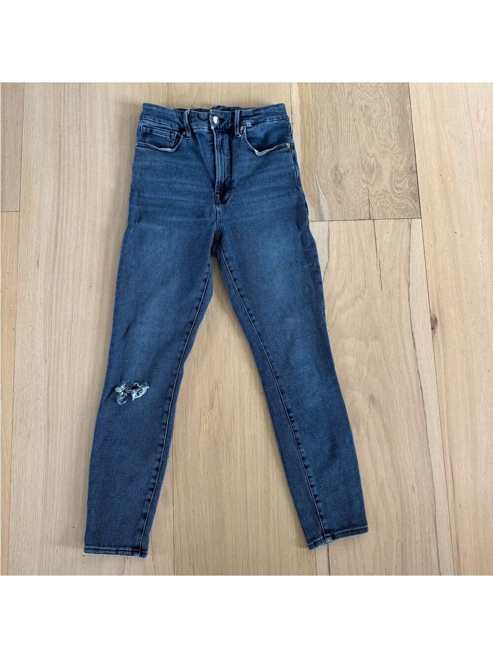 Good American Jeans Skinny Fit Distressed Medium Wash Size 4/27